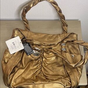 B. Makowsky Style: Westport BM14120